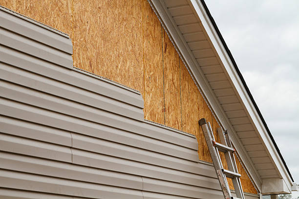 Professional Wood Siding technician working in Spring Grove, PA